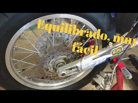 Cómo balancear la rueda de una moto